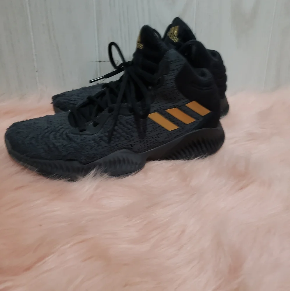 Mens ADIDAS‎ boost shoes size 7.5